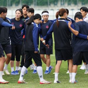 '남북 대결? 공동 응원?' 수원FC는 韓 대표로 최초에 도전한다