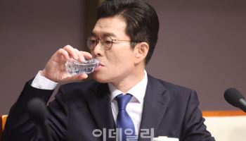 與 "정원오 우세 계속…오세훈과  7~17%포인트 격차 보일 것"