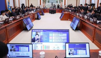 아동수당 확대·지역의사 도입…복지부 1년 성과 공개