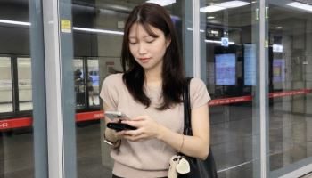 “코딩 몰라요” 광고 전공 20대 취준생, AI로 ‘지하철 눈치싸움’ 끝냈다 [only 이데일리]