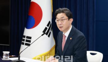 코스피 8000에 포용금융 강화까지…이억원 “금융 대전환 기틀 마련”