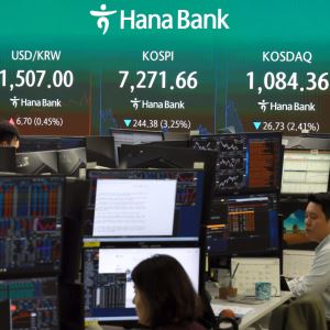 환율, 3거래일 만에 상승하며 1520원대 위협…1510원대 마감(종합)