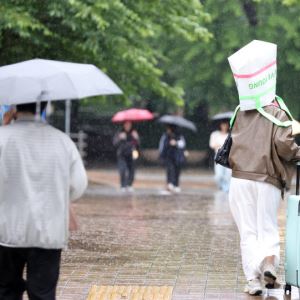 전국 흐리고 강한 비…출근길 돌풍·천둥 동반[오늘날씨]