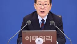 李대통령 “집값 대책 있나…주식시장 성과, 배당으로 돌아가야”