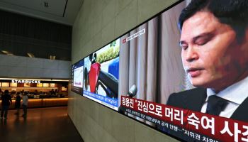 경찰로 넘어간 '스벅 탱크데이 사태'… 정용진 처벌·소환 전망은