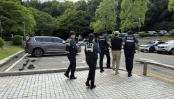 '사기'로 법원 출석한 피고인, 알고보니 '수배자'…현장서 체포[only 이데일리]
