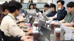 노동장관 "삼전 협상 '변곡점'…한국형 '사회연대 임금' 논의해야"