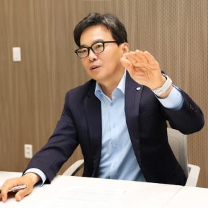 송수영 휴온스 대표 “IPO 좌초된 휴온스랩, 휴온스와 합병은 고육지책”