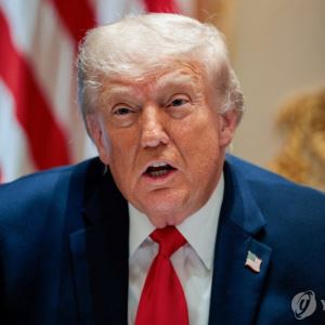 트럼프 "이란 최고지도자와 회담 영광"…정보수장 인선도 속도(종합)