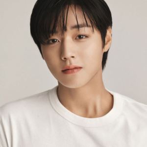 '취사병' 박지훈, 미역·할머니 분장까지 "출연료 많이 받았냐고요?"[인터뷰]①