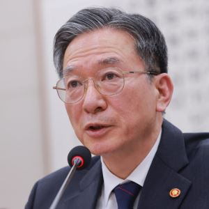 정성호 "투표용지 부족 사태 묵과 안 돼…부정선거 음모론엔 단호 대응"