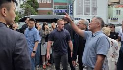 젠슨 황-정의선, 깜짝 '냉면 회동'…을지로 '우래옥'서 만나