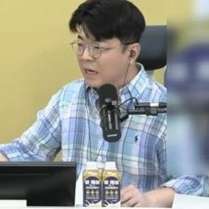 "일베, 탱크로 밀어버려야" 최욱에 야권 "李대통령 입장은?"