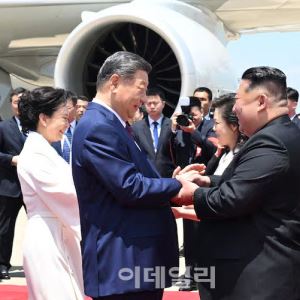 러시아 이어 중국까지 '뒷배' 마련한 북…동북아정세도 '파장'