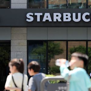 '탈벅' 고객 돌아오나…스타벅스 결제액 3주 만에 반등