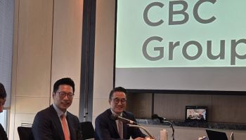 [마켓인]“GP 라이선스까지 마쳤다”…‘제2의 휴젤’ 찾는 CBC그룹