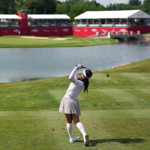 '장타 듀오' 김아림·윤이나, LPGA 투어 '팀 경기' 첫날 1타 차 공동 4위