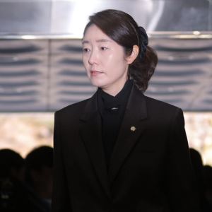 '1억 공천헌금' 강선우, 눈물로 보석 호소…"모든 조건 지킬 것"