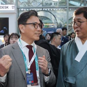 최휘영 문체부 장관, 김재열 ISU 회장 연임에 축전…"스포츠 외교 위상 높여"