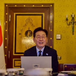 李대통령 지지율 51.5%…투표용지 부족사태 등 여파[리얼미터]