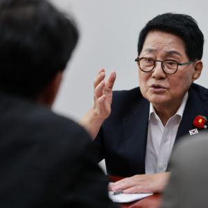"제발 문자 좀 안보냈으면"...'정치9단'도 친명·친청 시달려