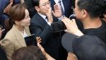 잠실 개표소 찾은 與의원들…"빨갱이 꺼져라" 항의에 발길 돌려
