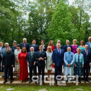 남북관계 근황 묻는 트럼프에…李대통령 “평화적 해결 주도” 요청
