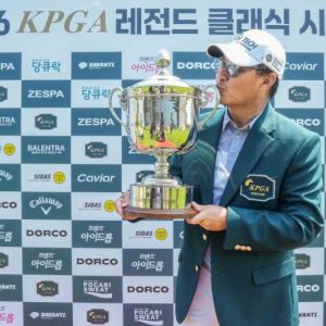 남영우, KPGA 챔피언스 투어 첫 우승..김종덕은 그랜드 시니어 정상