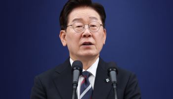 李 “트럼프와 방위비 추가 분담 논의는 없어…국방비 증액·전작권은 당연한 과제”