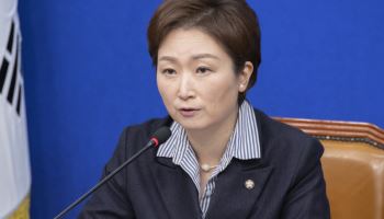 이언주 “집권 1년인데 야당인 줄 알아…이러면 총선 어림도 없어”