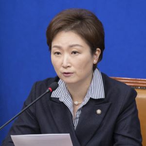 이언주 “집권 1년인데 야당인 줄 알아…이러면 총선 어림도 없어”