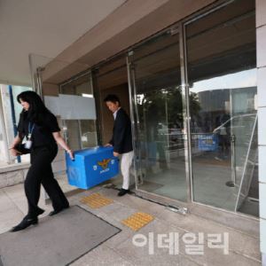 "전직 대법관 지명해 위원장 상임화"...선관위 부실 막으려면