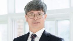 휴대폰 반입 금지하는 학교…“학생 전인적 성장 위해 불가피”