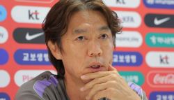 홍명보 추정 연봉 '38억'…월드컵 감독 중 16위, 日 감독 2배