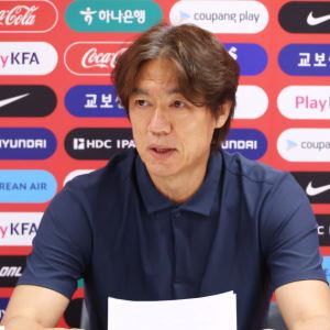 홍명보 축구대표팀 감독, 월드컵 조별리그 탈락 책임지고 사퇴
