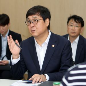 최휘영 장관 "축구협회 특별감사…월드컵 참패 원인 끝까지 규명"