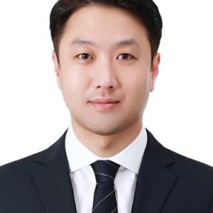 위상 커진 K바이오, 박수치긴 이르다[생생확대경]