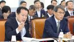 "국회가 우습나"…선관위 '자료 뭉개기·보고서 유출 의혹'에 여야 격분