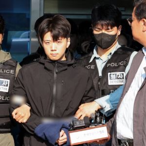 '여고생 살인' 장윤기 자취방, 목·가슴 훼손된 리얼돌만