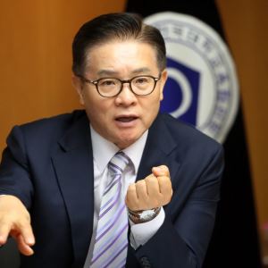 "수능선발 늘자 N수생 증가…대학 자율에 맡겨야"