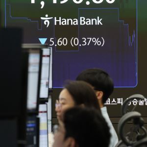 중동 불확실성 재고조에도 '덜' 오른 원·달러 환율…1400원대로 진입하나