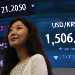 환율, 오전장서 1510원대로 상승…증시 반등에 외국인 순매도 경계