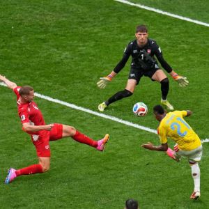 '실축 한 번에 살해 협박’…콜롬비아 축구, 32년 전 악몽 재소환