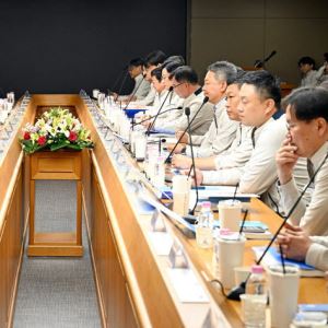 자동차와 반도체는 다른데…현대차 '순이익 30% 성과급' 난색