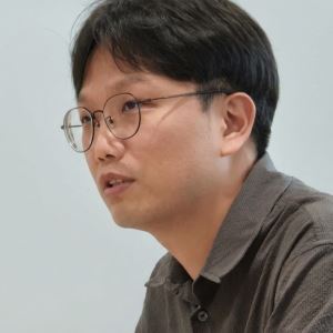 일본은 인세 10%, 한국은 최대 70%"…만화 강국도 놀란 K-웹툰의 힘