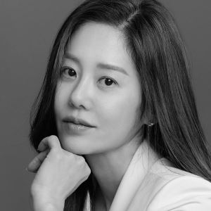 고현정, 아이오케이이엔엠과 재계약… 또 한 번 손잡았다