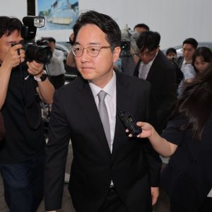 法, 심우정 전 검찰총장 구속영장 기각…"도주·증거인멸 염려 없어"