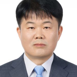 제9기 국가도서관위원회 출범…위원장에 김기영 교수