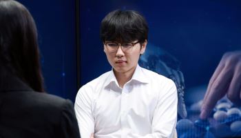 "이건 전략의 승리"…신진서, 카타고 꺾자 박정상도 '감탄'