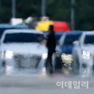 펄펄 끓는 한반도, 노인 건강 `빨간불`…정부, 전방위 대책 수립